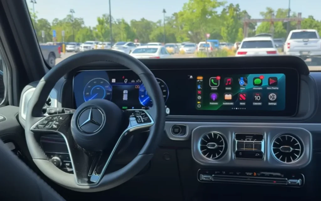 There’s an obvious feature Apple CarPlay has implemented that could be a real life-saver