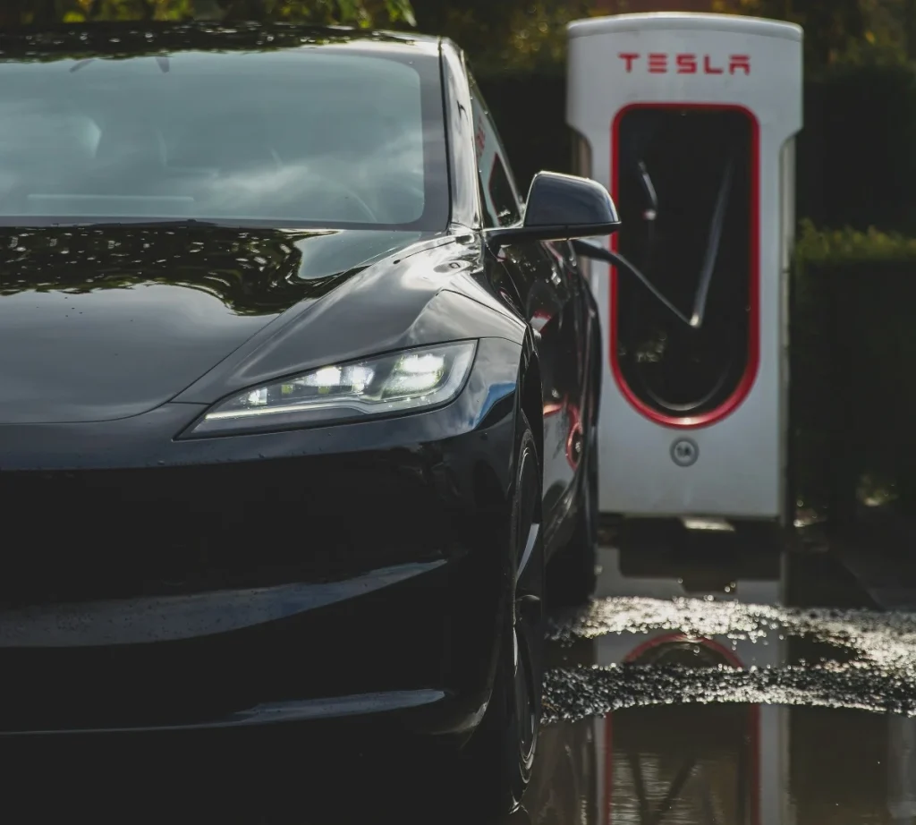 Supercharging EV with Tesla Supercharger versus home charging