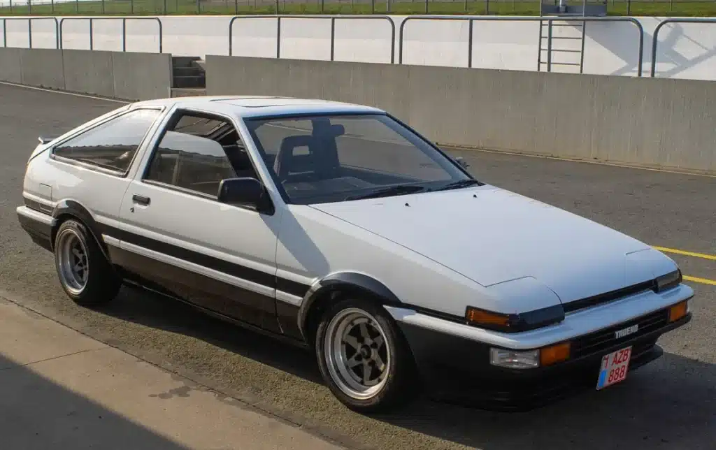 These guys bought the holy grail of drift machines, the Toyota Sprinter Trueno AE86, from Alibaba, and they did it almost by accident