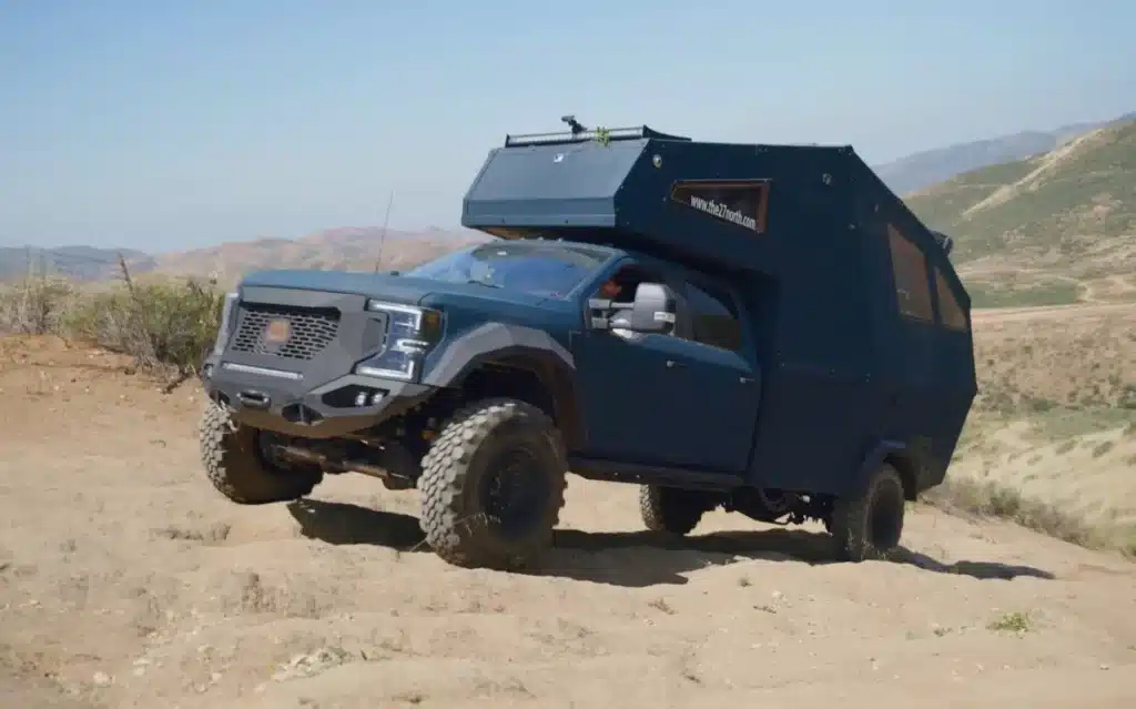 These-guys-broke-a-12M-camper-and-turned-to-pros-for-recovery