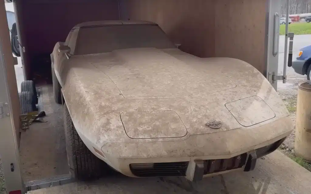 These guys found an abandoned garage in Ohio with one of the lowest-mileage Corvettes - a 1978 Chevy Corvette to be exact - in the world