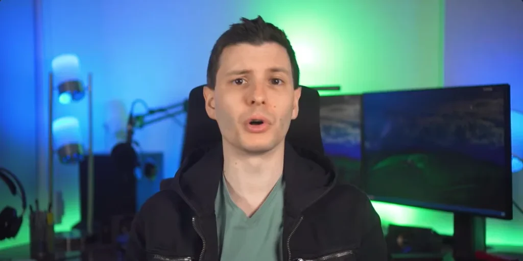 This YouTube figured out some incredible shortcuts for the iPhone that no one is using - and they could make everything easier