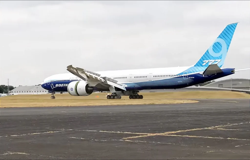 This Boeing 777X pilot showed off after nailing a short landing at the helm of a giant airplane
