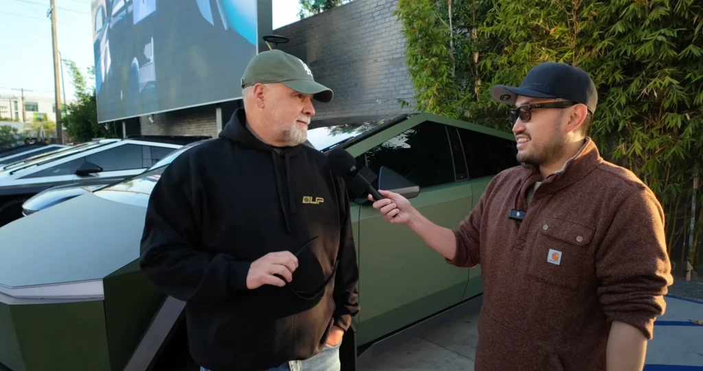 This California YouTuber decided to conduct an interesting experiment by asking Tesla Cybertruck owners some questions lead