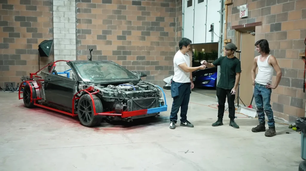 This Canadian YouTuber built a DIY Bugatti Chiron from scratch hero