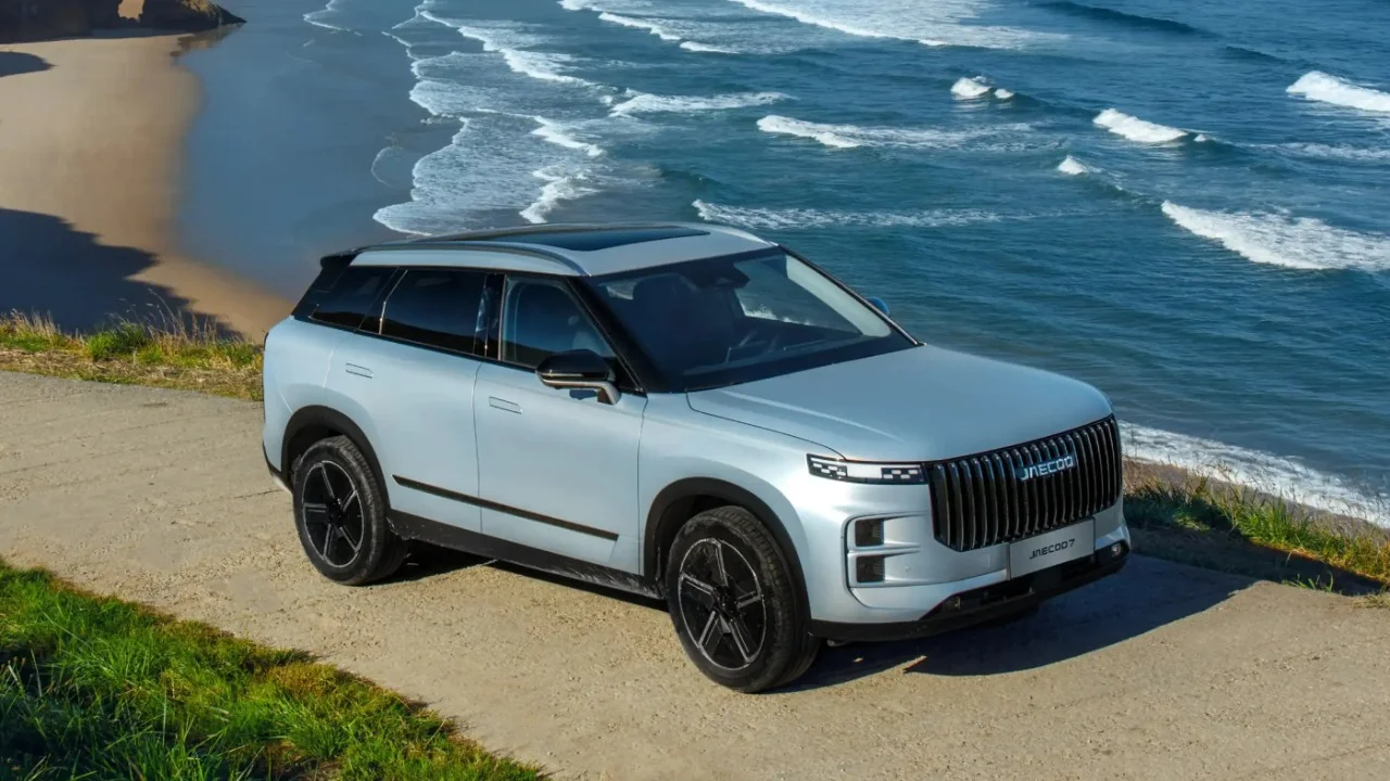 Chinese SUV dubbed 'Temu Range Rover' becomes the UK's best-selling vehicle in September and beats Tesla