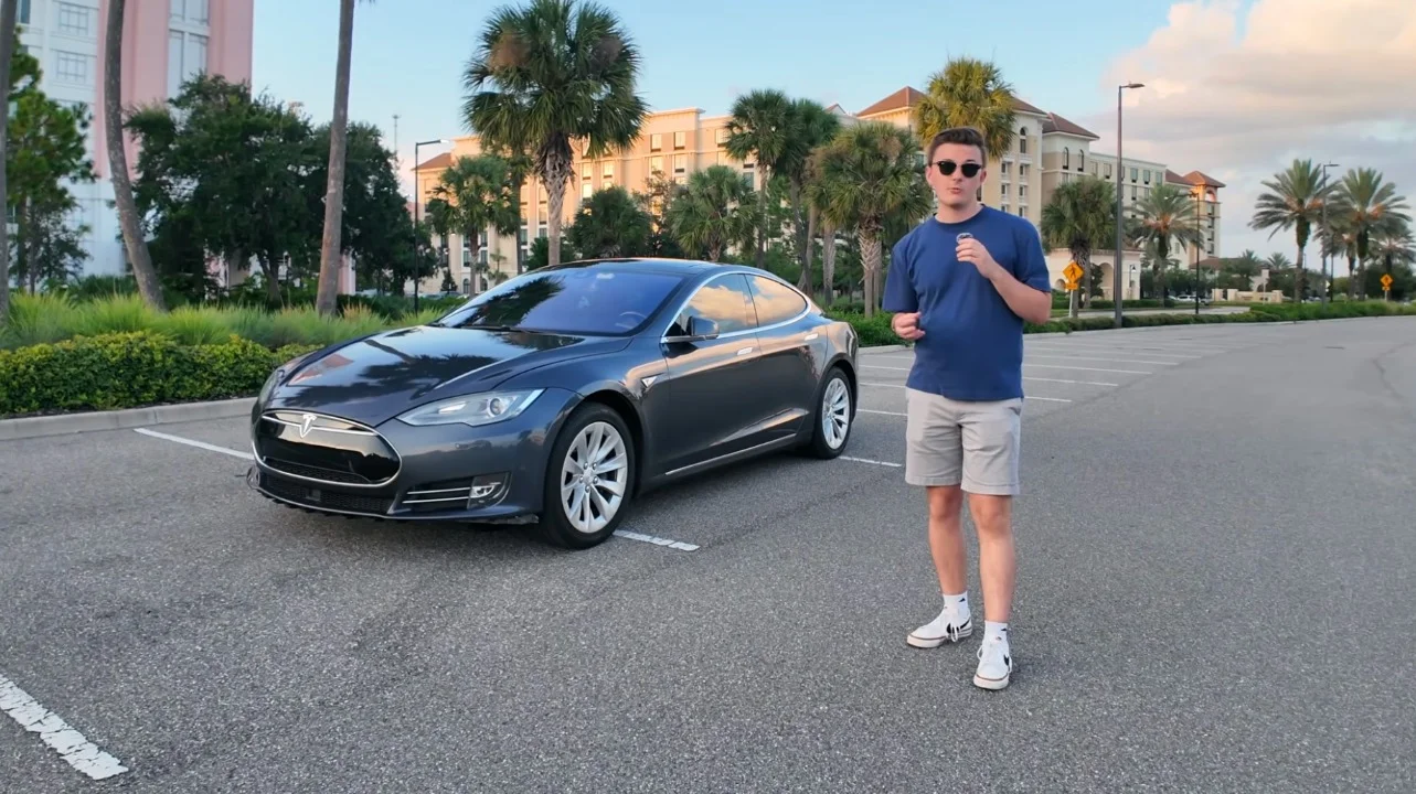 Florida man buys the cheapest Tesla Model S in the entire US and has to grit his teeth and investigate how 'screwed' he is