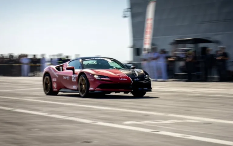 This Italian racing driver decided to set an unusual record with a Ferrari SF90 Stradale on an aircraft carrier