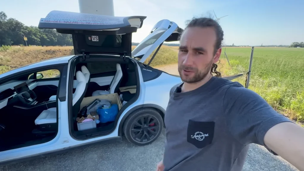 This Tesla Model X Plaid owner in Austria conducted an interesting experiment
