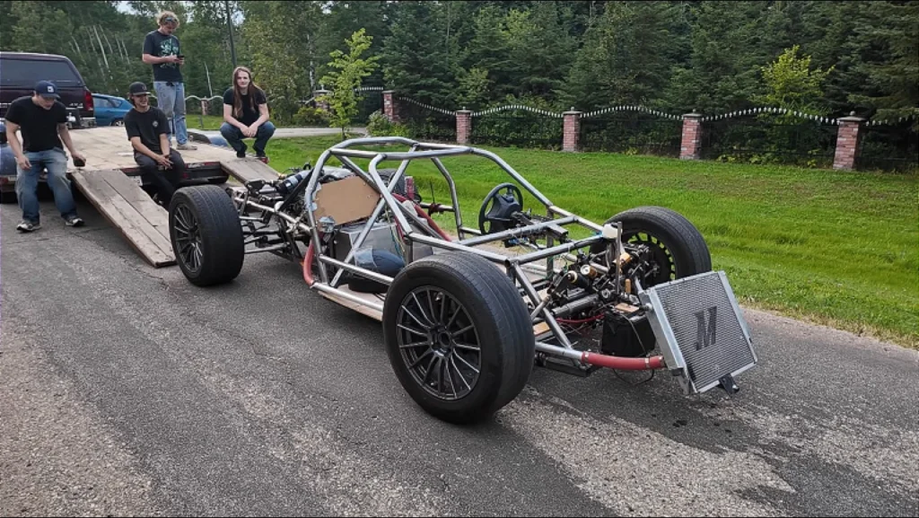 This YouTuber built a custom V8 race car in Canada starting from scratch