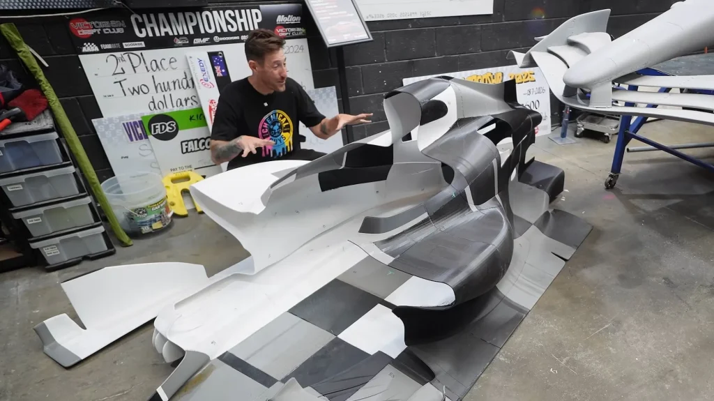 This guy is building his own 3D-printed F1 car and even though it's far from finished, the result is already pretty impressive