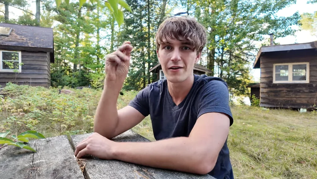 This YouTuber found a completely abandoned private island somewhere in the middle of nowhere in the Midwest