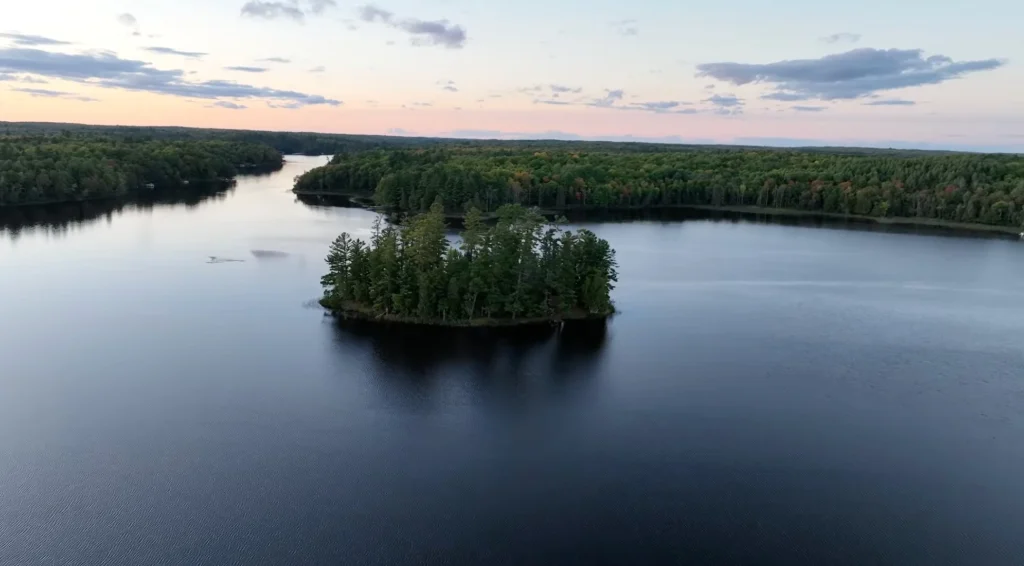 This YouTuber found a completely abandoned private island somewhere in the middle of nowhere in the Midwest