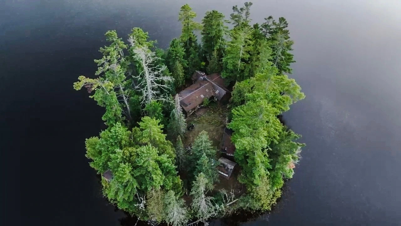 Explorers visit an abandoned private island in the Midwest of the US and discover everything has been left behind