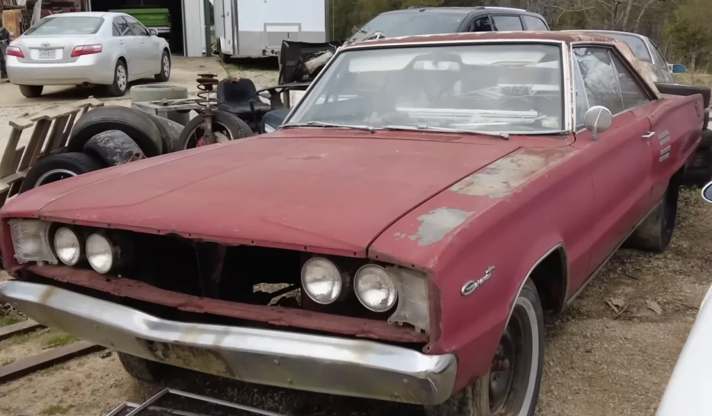 This YouTuber struck gold after finding a Plymouth Hemi Cuda and a Dodge Hemi Coronet in the same barn in Missouri