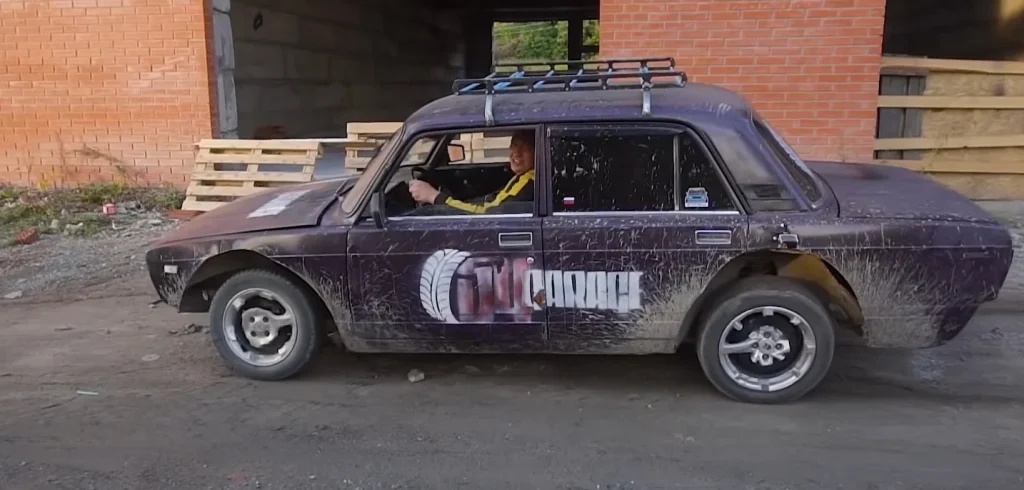 This YouTuber wanted to find out if a car could still function with damaged or missing wheel spokes, and the results were fascinating