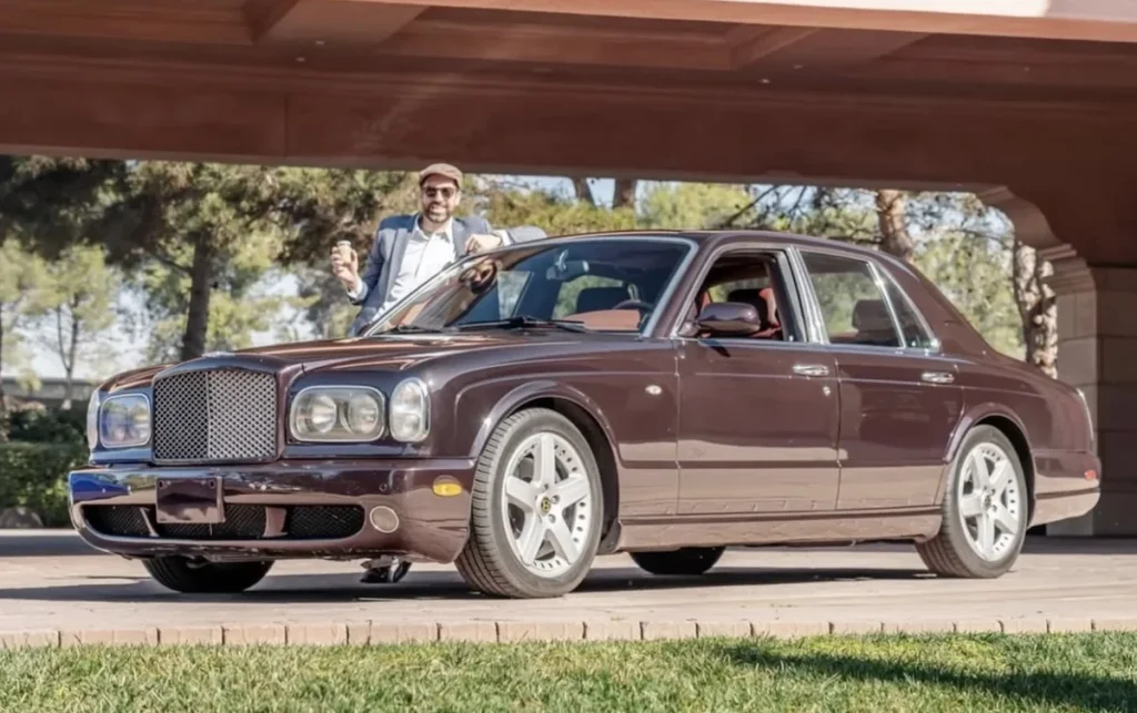 This guy bought a 2002 Bentley Arnage T for about $19,000, but now he's getting rid of it.