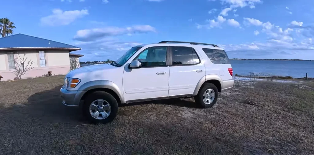 This guy bought a 2004 Toyota Sequoia for $950 and managed to flip it for about four times as much