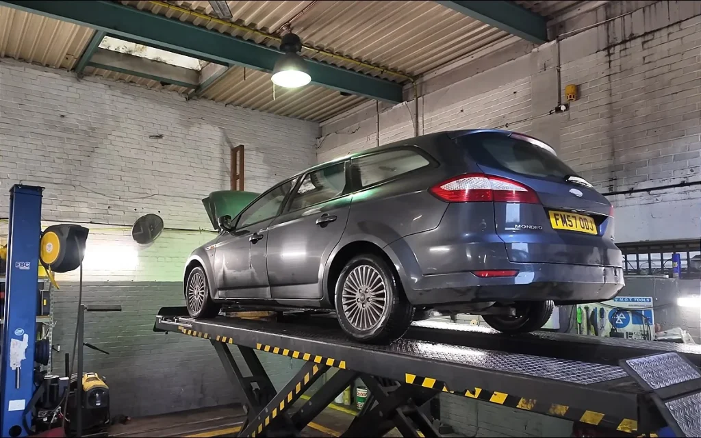 This guy bought a Ford Mondeo with a gazillion miles on the clock - he calls it the 'world's highest mileage' Ford - for just $200
