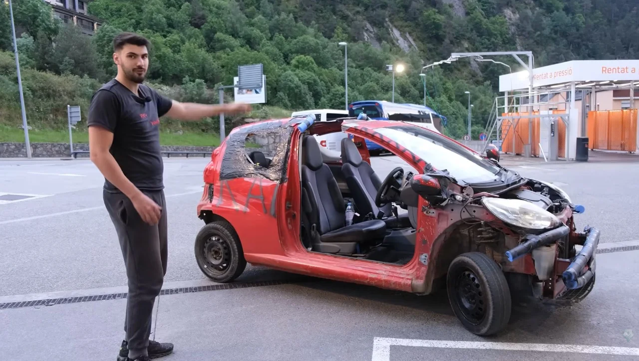 Man keeps removing parts from his car to see how many it'll take for the police to get him to stop