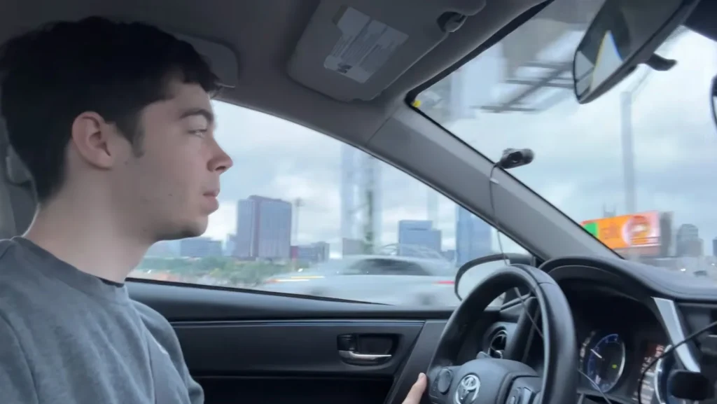 This guy in the us wanted to see if he could turn $1,000 in a week working for food delivery apps