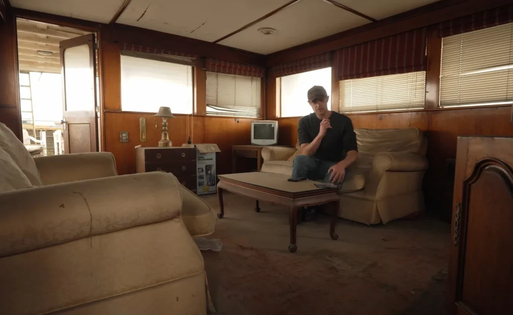 This guy is trying to restore an abandoned yacht that was once used by Frank Sinatra, but that's going to be a very high mountain to climb