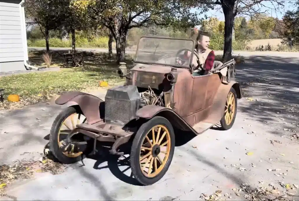 This guy made a video to convince Jay Leno to buy his 1914 Princess Petite Speciale