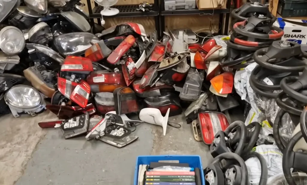 This guy struck gold when he bought an entire warehouse full of car parts for a ridiculously low amount of cash, and the reason behind this is so banal it's almost crazy