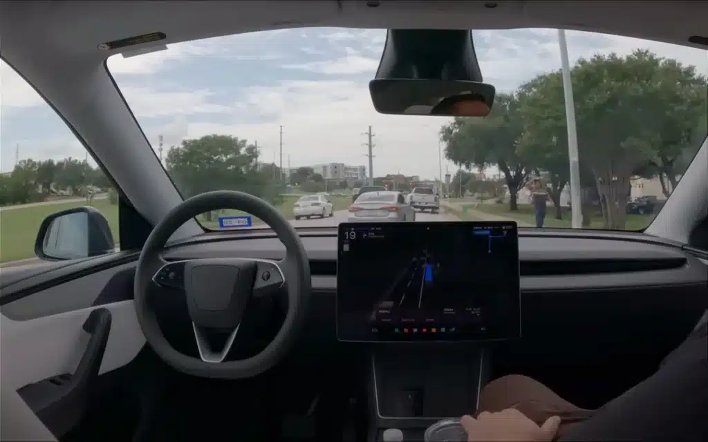 This guy took 69 rides in a Tesla Robotaxi in Austin, Texas to see if he could 'break' it