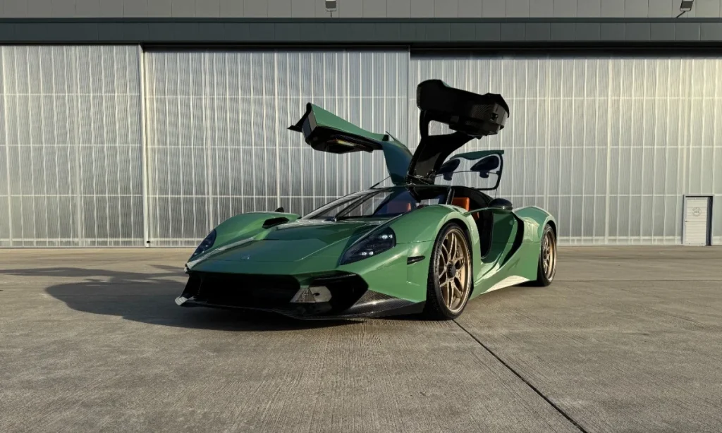 This is the Capricorn 01 Zagato, a hypercar designed in Italy and built in Germany, which is possibly the best combination for a supercar