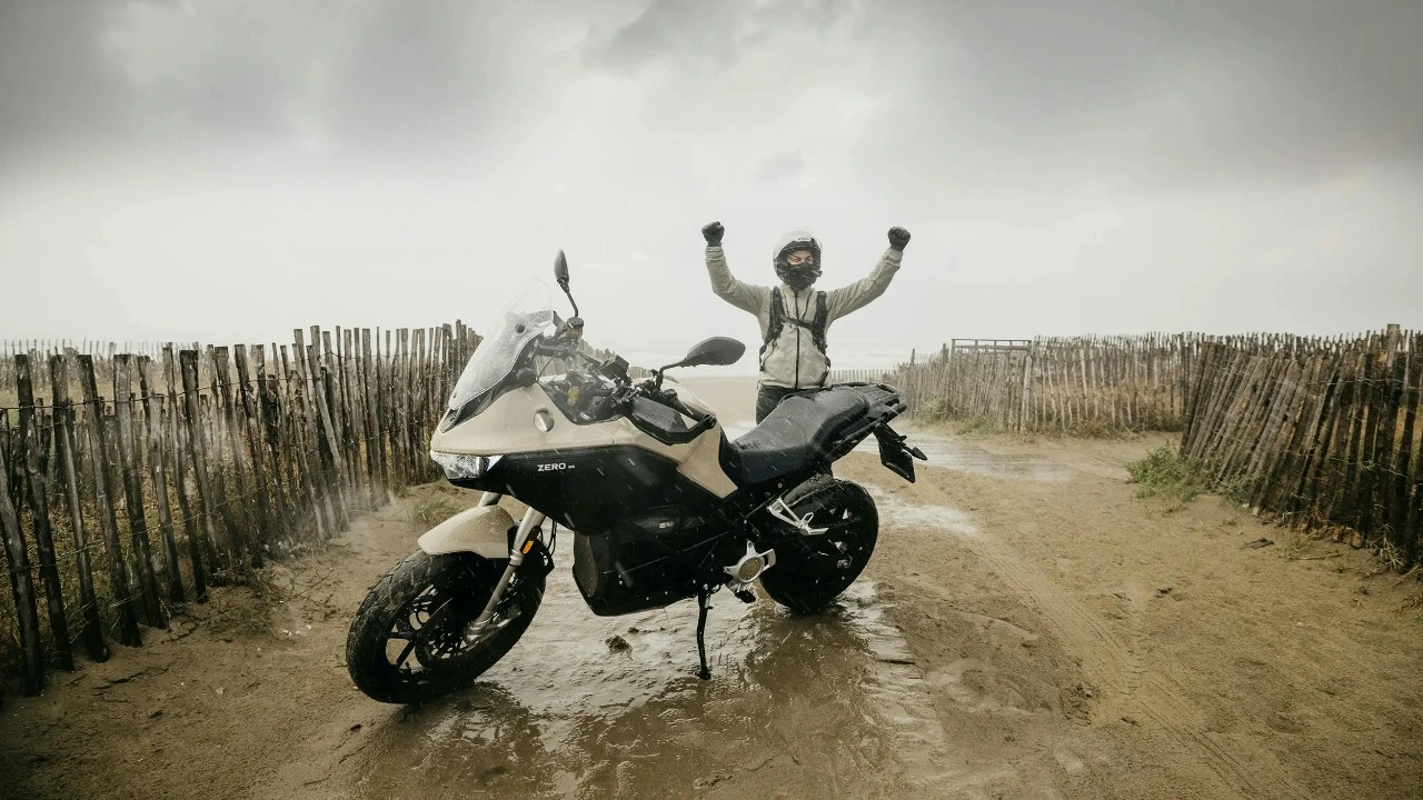 Longest electric motorcycle ride on a single charge world record has just been completely demolished with incredible new milestone