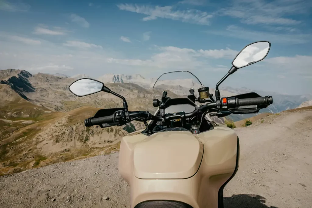 This is the Zero DS and it just set a new Guinness World Record for the longest ride on a single charge