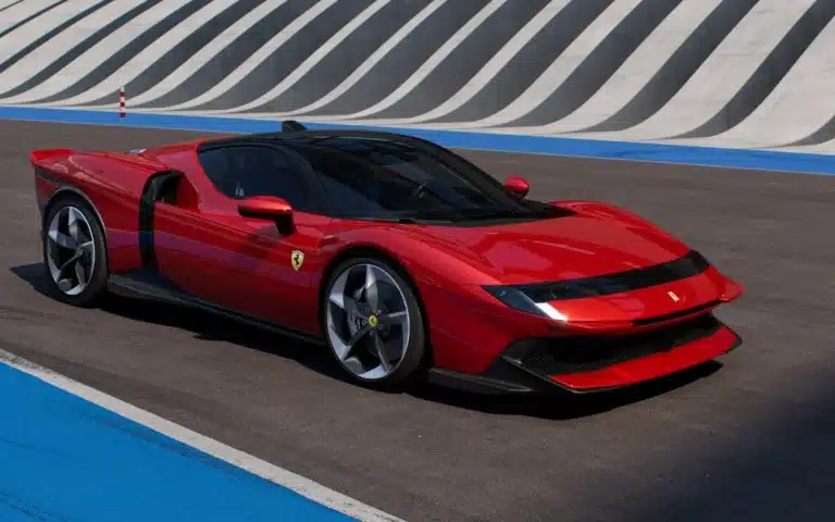 This is the new Ferrari 849 Testarossa, the long-awaited successor for the Ferrari SF90