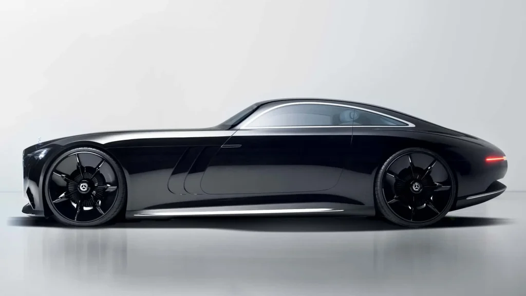 This is the new Mercedes-Benz Vision Iconic concept, and it kind of looks like a Batmobile