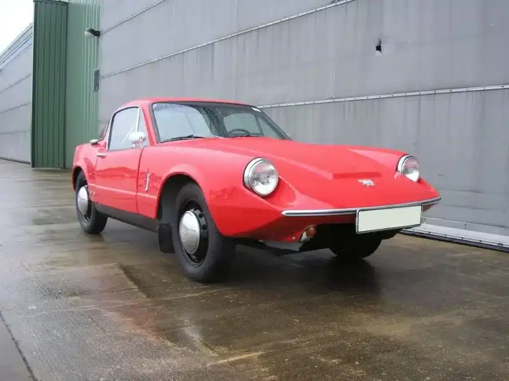 This photograph taken in London in the 1960s has been circulating online for years, and people kept asking what the mystery sportscar in the picture was