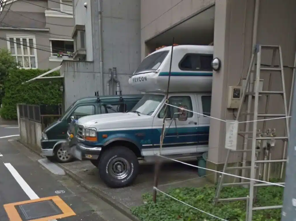 Ford Tokyo RV