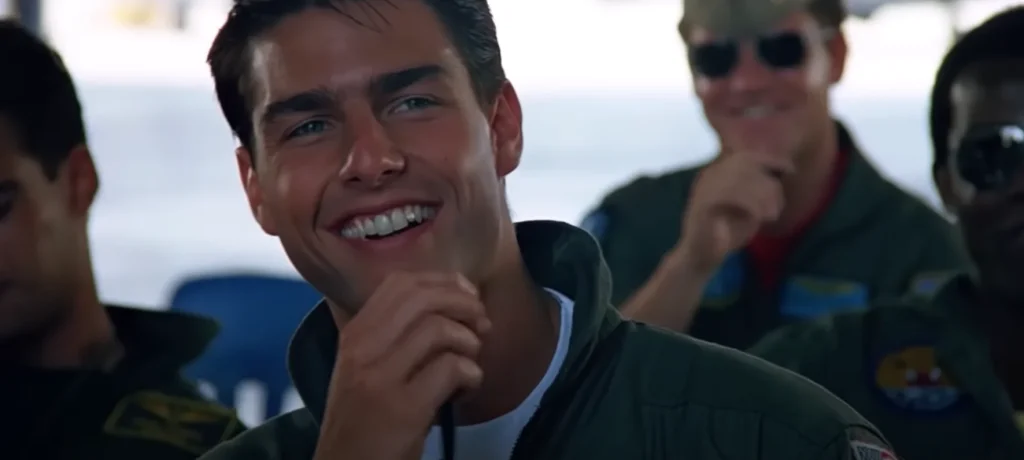 Tom Cruise’s F-14 maneuver slammed him to the deck and what the pilot said next was unforgettable