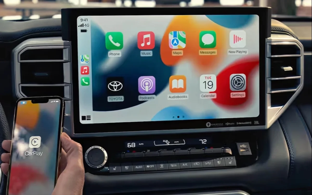 Automakers are quietly getting rid of Apple CarPlay and Android Auto to try and take advantage of $625 billion opportunity