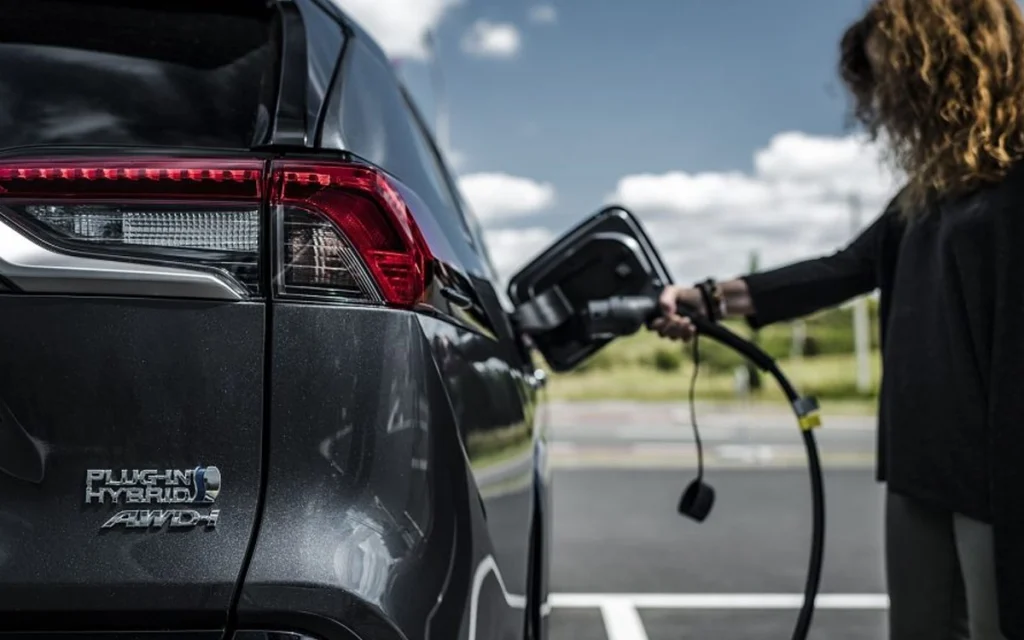 A Toyota executive has claimed brands are misleading buyers into believing their cars are hybrids, when they can't drive on their own battery