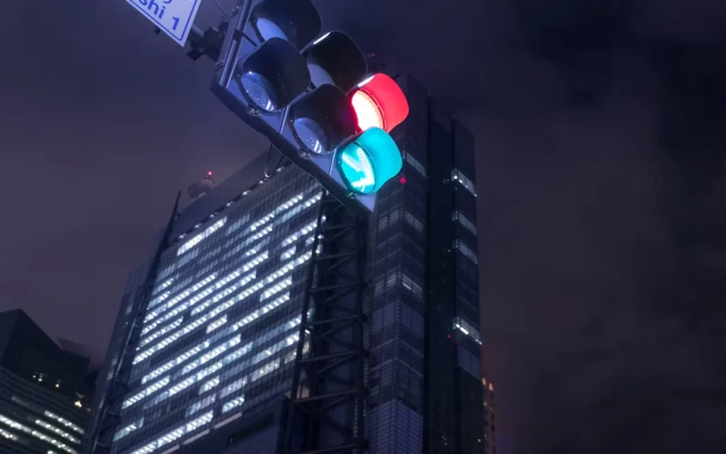 White traffic lights are being proposed in the United States, but there's a reason why these stalwart road features haven't changed in over a century