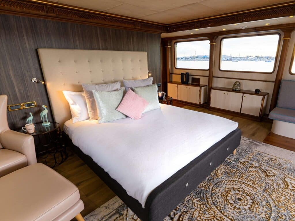 Tyson Fury iRama yacht bedroom