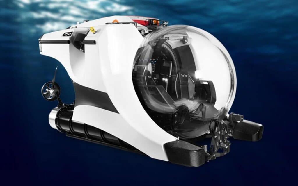 Luxury submarine