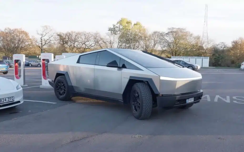 UK Tesla Cybertruck road legal