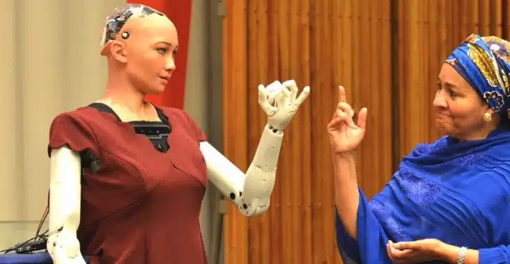 Humanoid robot says she can 'lead better than humans