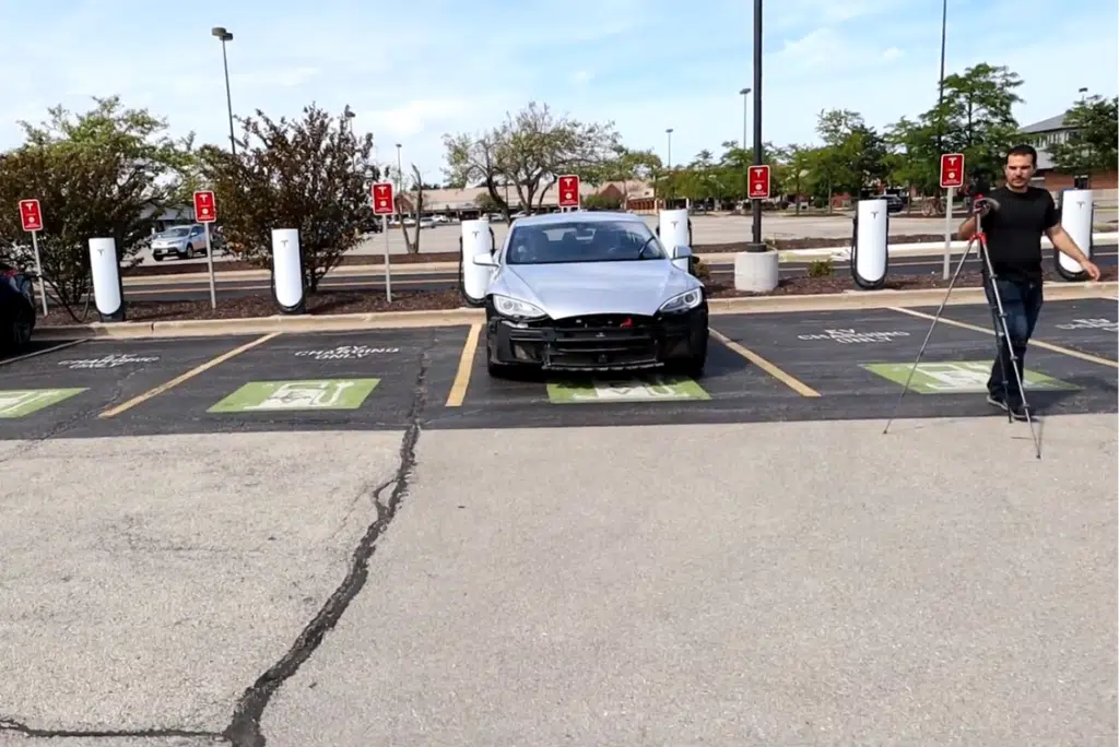 US guys repair a Tesla Model S with a salvage title but when they take it to a supercharger they fear it might be blacklisted