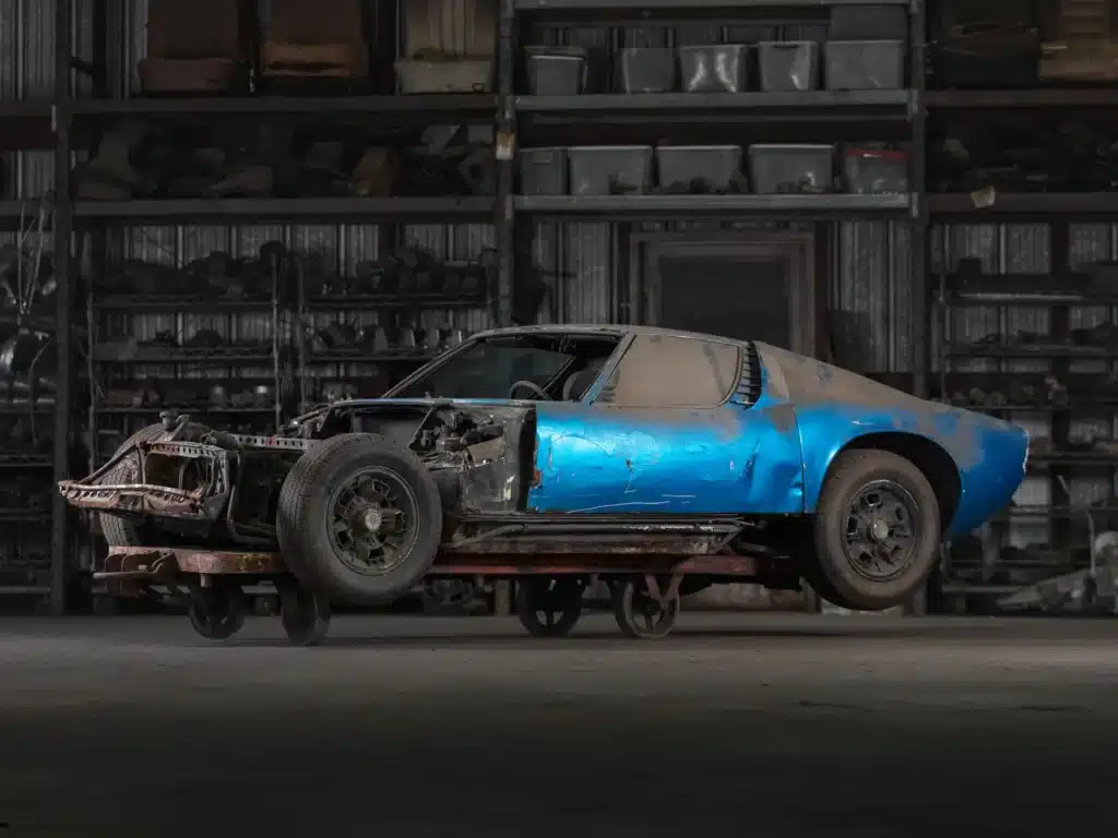 Ultra-rare-Lamborghini-Miuras-found-in-a-junkyard-