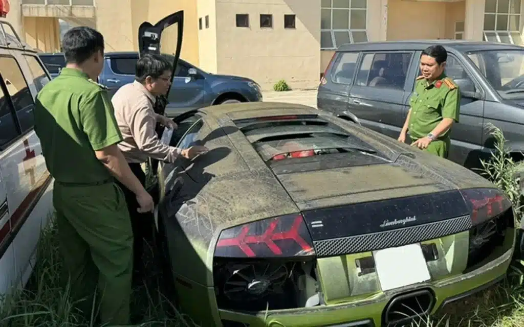 Unclaimed-Lamborghini-and-Mercedes-demolished-in-Vietnam