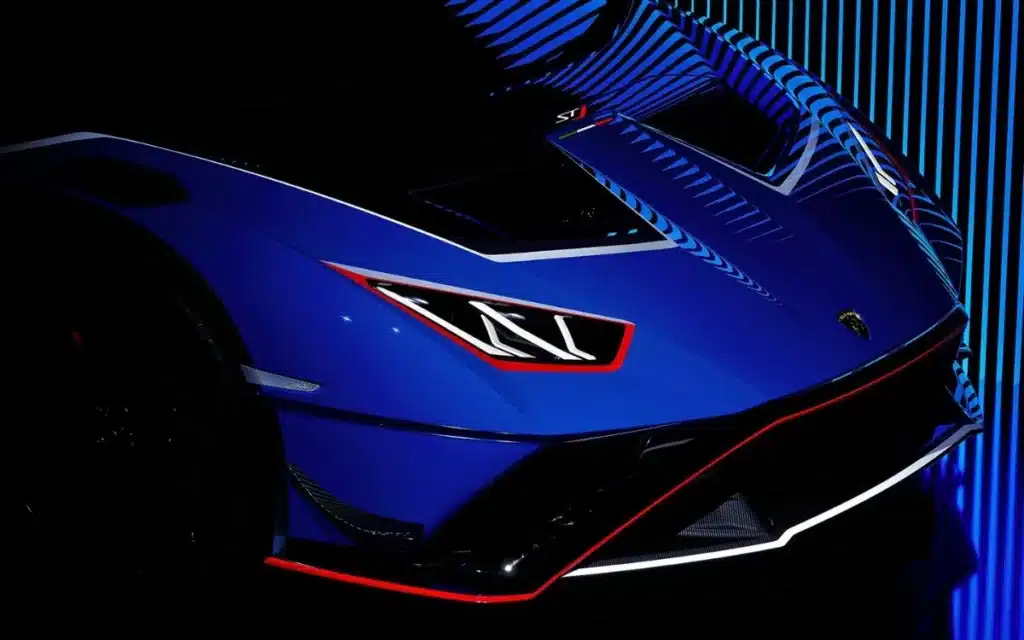 New exclusive Lamborghini Huracan STJ supercar