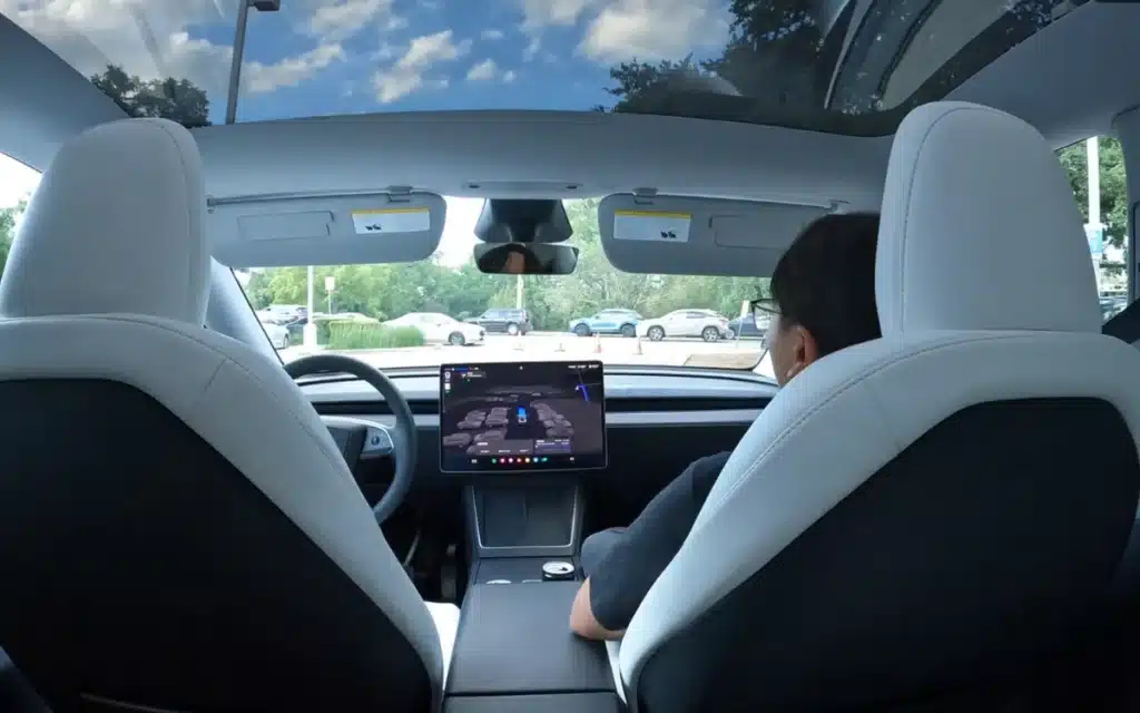 Texas man shares moment a Tesla Robotaxi gets caught in an infinite loop in a parking lot