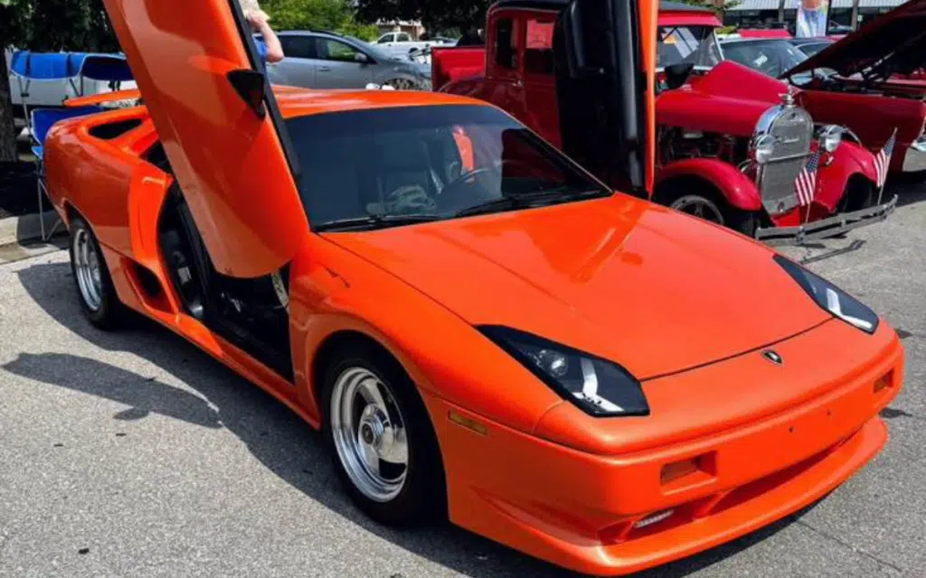 1986 Pontiac Fiero transformed into Lamborghini replica, appears on Kansas Marketplace for hefty sum
